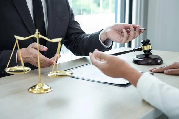 Personal Injury Attorneys and the Legal Process of Suing for Faulty Child Car Seats